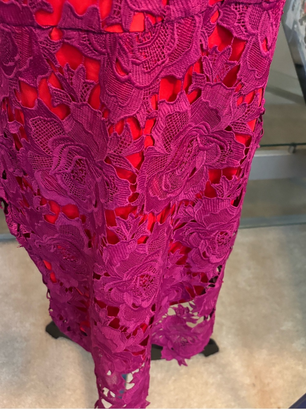 Roses Are Ready Red and Magenta Lace Midi Dress size XL - Picture 3 of 10